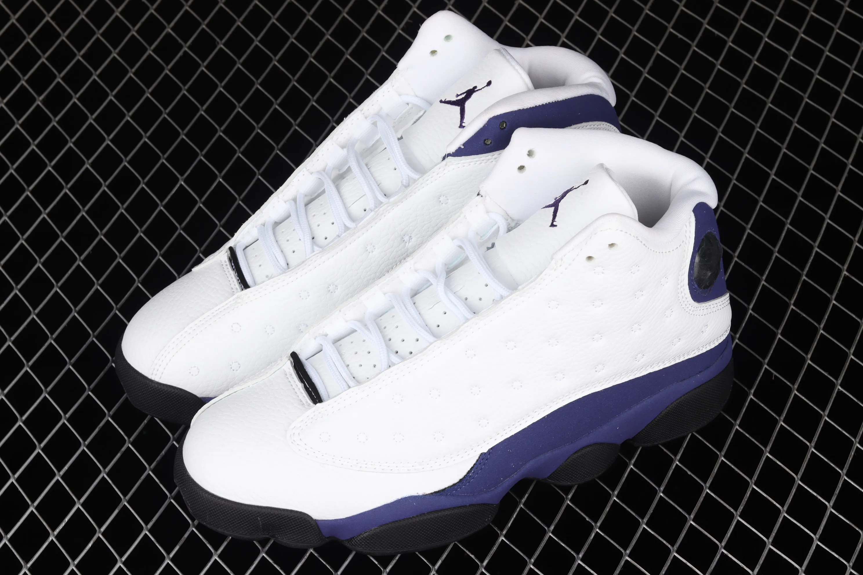All categories Air Jordan Jordan series basketball shoes Air Jordan 13 G version Air Jordan 13 Retro AJ13 white and purple 414571-105